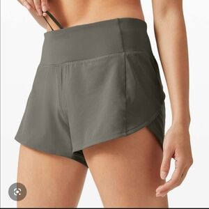 lululemon athletica Women's Speed Up Shorts - Gray Sage